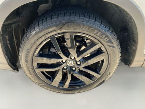 Used 2021 Honda Pilot Touring image 34