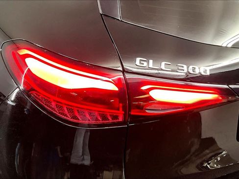 Used 2023 Mercedes-Benz GLC 300 4MATIC image 55