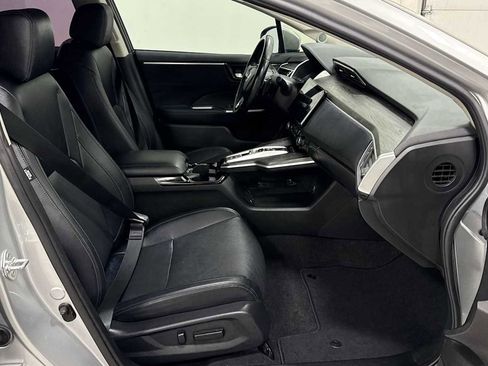 Used 2018 Honda Clarity Touring image 29