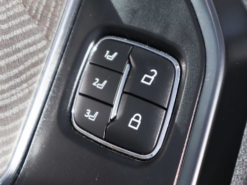 Used 2021 Ford F150 Platinum w/ Equipment Group 701A High AWD/4WD image 19