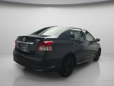 Used 2007 Toyota Yaris Base image 4
