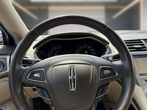Used 2019 Lincoln MKZ Reserve w/ Reserve Plus Package AWD/4WD image 18
