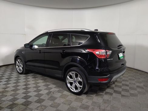 Used 2017 Ford Escape Titanium image 3