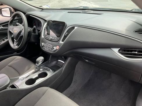 Used 2024 Chevrolet Malibu LT FWD image 20