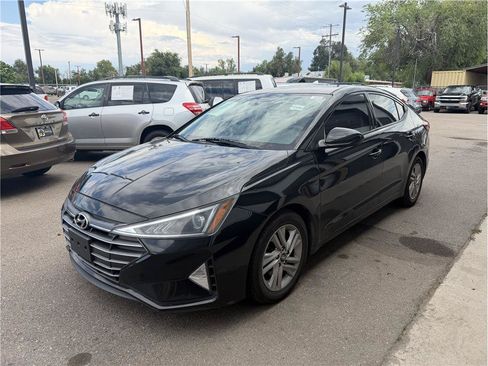 Used 2019 Hyundai Elantra SEL w/ Cargo Package FWD image 5