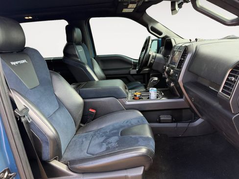 Used 2019 Ford F150 Raptor w/ Equipment Group 802A Luxury AWD/4WD image 8