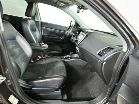 Used 2024 Mitsubishi Outlander Sport SE AWD/4WD image 31