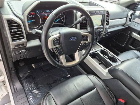 Used 2021 Ford F250 Lariat w/ Lariat Value Package AWD/4WD image 10