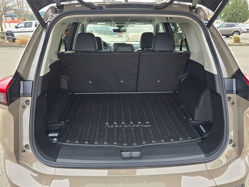 New 2026 Nissan Rogue Rock Creek image 9