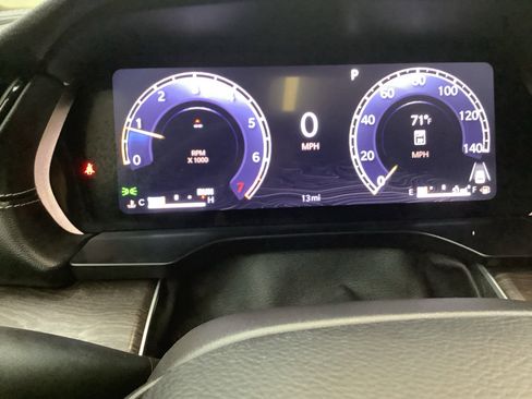 New 2026 Jeep Grand Cherokee Altitude AWD/4WD image 17