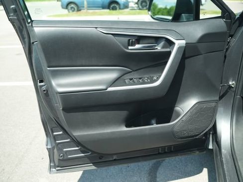 Used 2024 Toyota RAV4 XLE FWD image 14