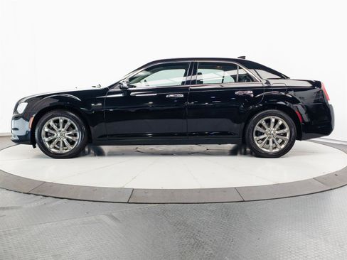 Used 2015 Chrysler 300 C AWD/4WD image 8
