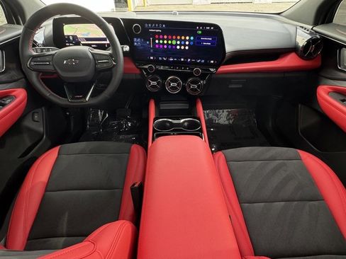 Used 2025 Chevrolet Blazer EV RS image 18