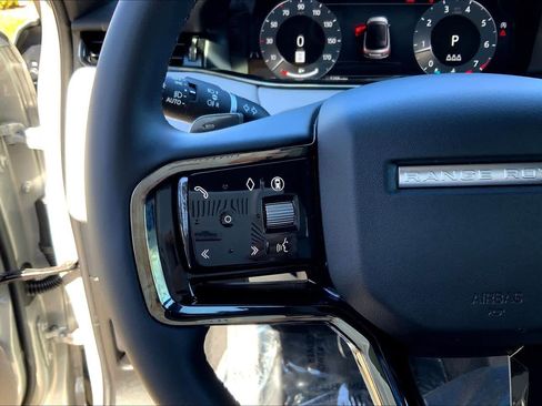 Used 2026 Land Rover Range Rover Evoque S image 21