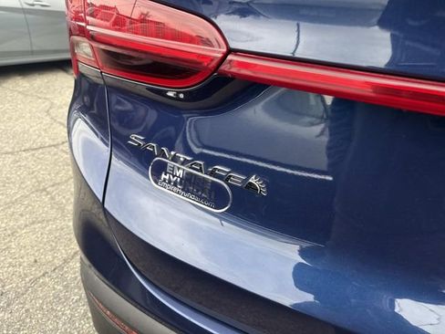 Used 2023 Hyundai Santa Fe SEL image 7