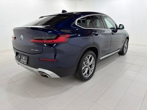 Used 2023 BMW X4 xDrive30i w/ Parking Assistance Package AWD/4WD image 5
