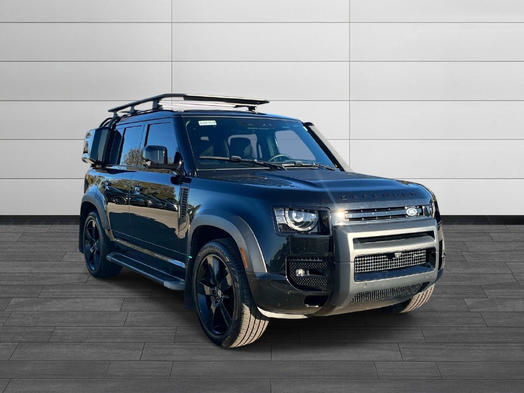 Used 2023 Land Rover Defender 110 X-Dynamic SE AWD/4WD image 7