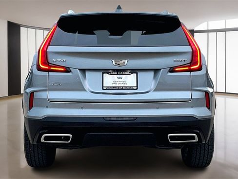 Used 2024 Cadillac XT4 Premium Luxury image 4