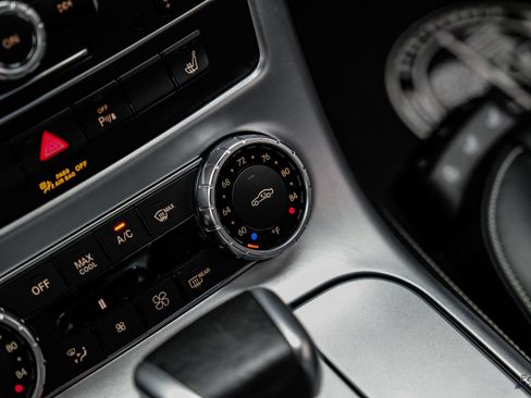 Used 2011 Mercedes-Benz SLS AMG Coupe image 72