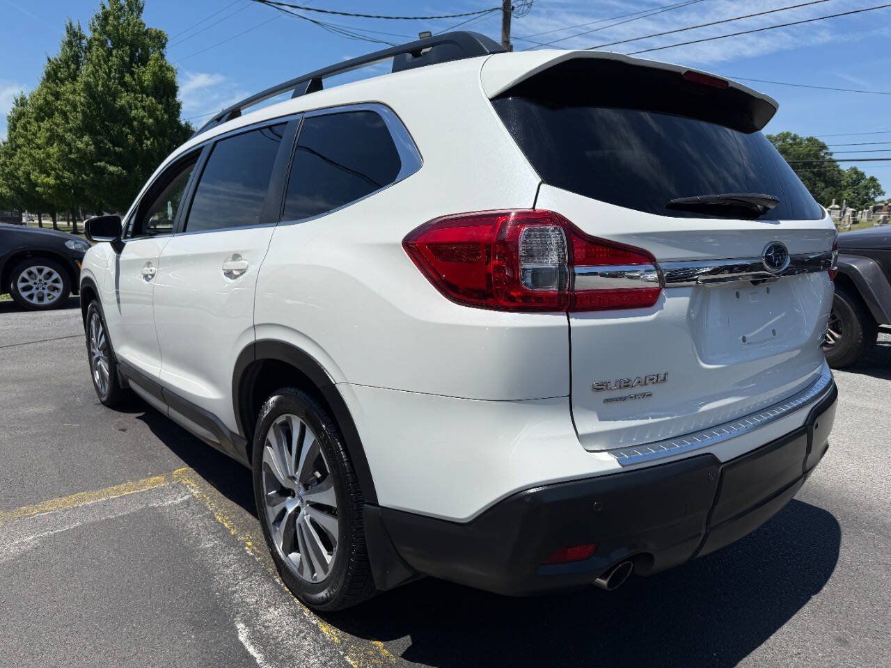 Used 2021 Subaru Ascent Limited w/ Technology Package AWD/4WD image 5