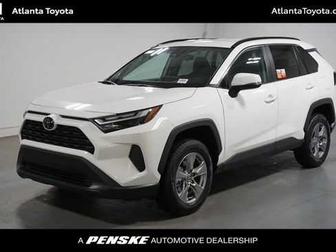 Certified 2025 Toyota RAV4 XLE FWD image 1