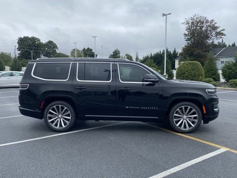 New 2024 Jeep Grand Wagoneer Series I w/ HD Trailer Tow Package image 9
