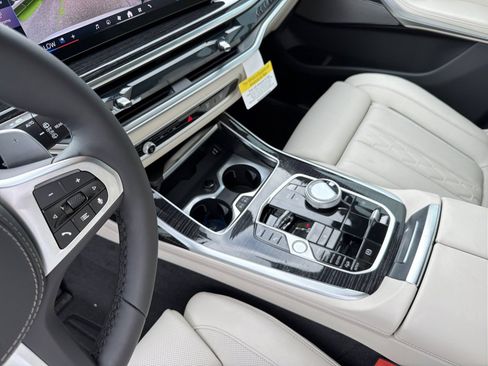 New 2027 BMW X7 xDrive40i w/ Executive Package AWD/4WD image 26