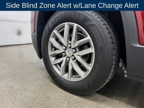 Used 2017 GMC Acadia SLE w/ Driver Alert Package I FWD image 12