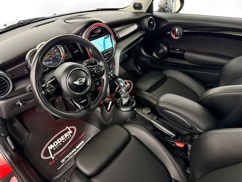 Used 2018 MINI Cooper S FWD image 5