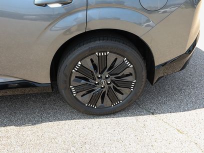 New 2027 Nissan Murano Platinum w/ Cargo Package