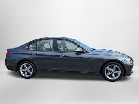 Used 2015 BMW 328i Sedan RWD image 3