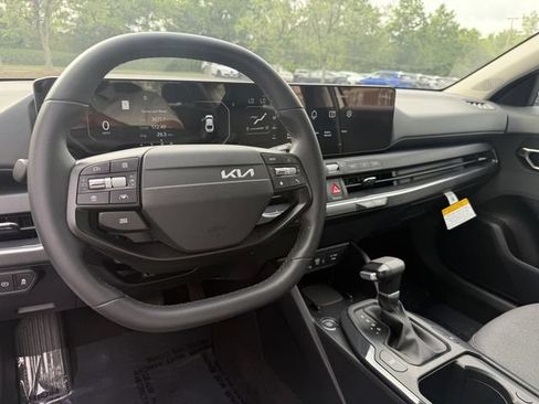 Certified 2025 Kia K4 EX FWD image 13