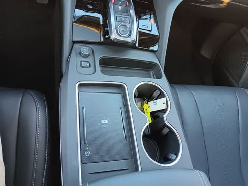 Used 2025 Acura MDX FWD w/ Technology Package image 29