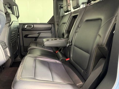 Used 2025 Ford Bronco Badlands AWD/4WD image 27