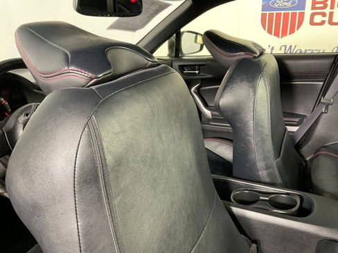 Used 2014 Subaru BRZ Limited w/ Popular Package #1A RWD image 15