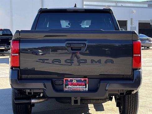 New 2025 Toyota Tacoma SR5 image 5