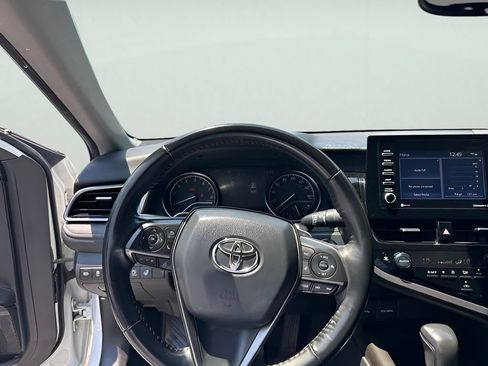 Used 2023 Toyota Camry SE w/ Cold Weather Package AWD/4WD image 12