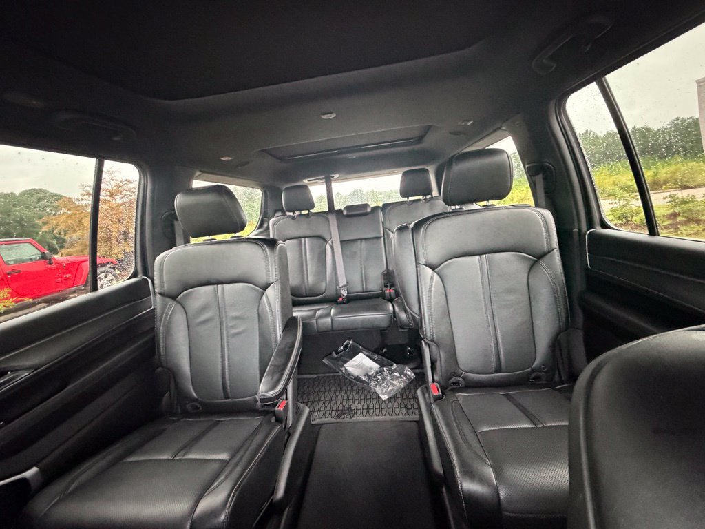 Used 2024 Jeep Wagoneer Series II AWD/4WD image 43