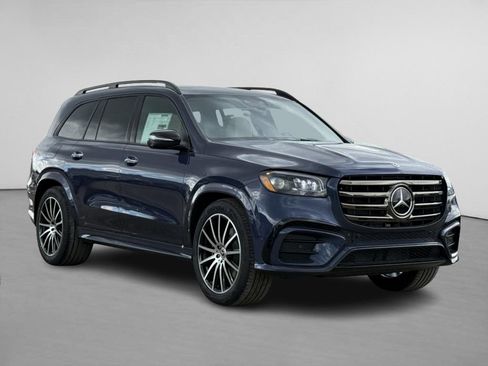 Used 2025 Mercedes-Benz GLS 450 4MATIC image 1