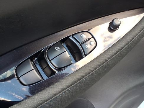 Used 2025 Nissan Leaf SV Plus FWD image 17