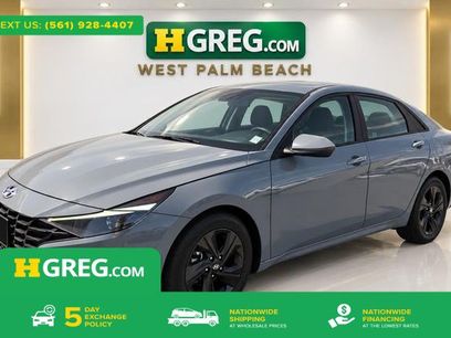 Used 2022 Hyundai Elantra SEL w/ Preferred Accessory Package