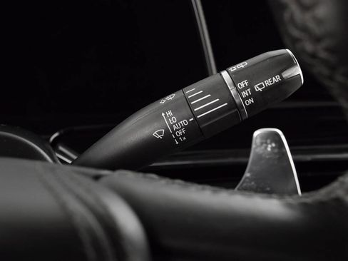 Used 2023 Cadillac Escalade V AWD/4WD image 39