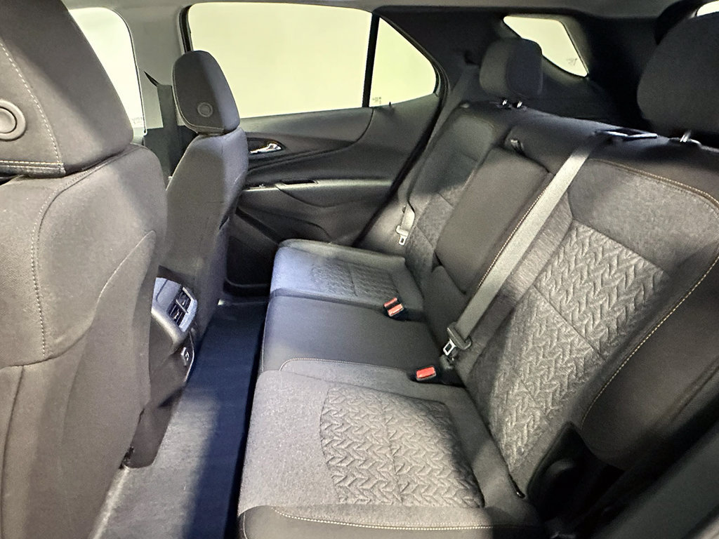 Used 2024 Chevrolet Equinox LT FWD image 18