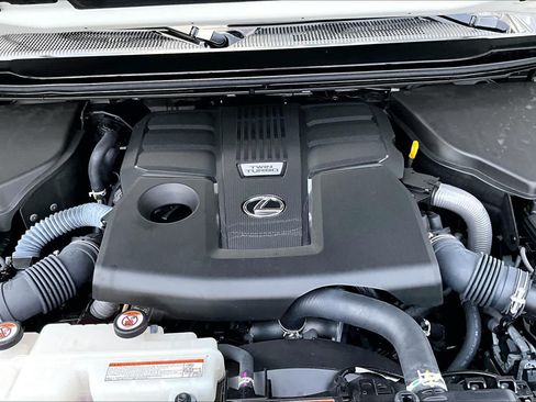 Used 2025 Lexus GX 550 w/ Cold Area Package AWD/4WD image 31
