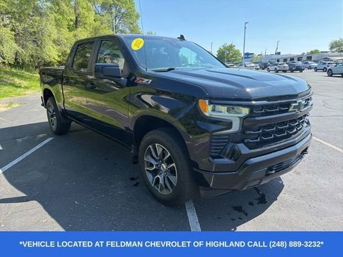 Used 2022 Chevrolet Silverado 1500 RST AWD/4WD image 2