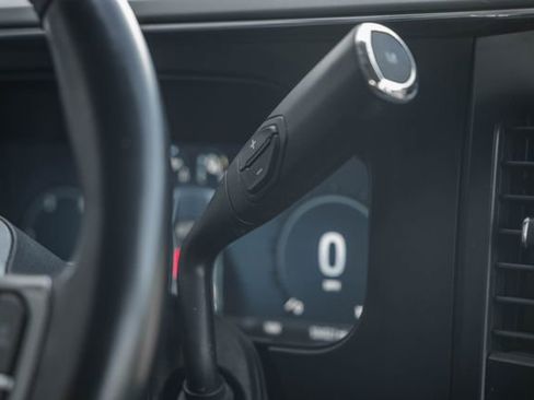 Used 2023 Ford F250 Lariat w/ Chrome Package image 31