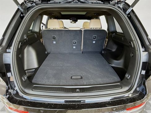 New 2025 Jeep Grand Cherokee Limited w/ Luxury Tech Group II image 29