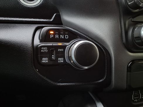 Used 2020 RAM 1500 Big Horn image 10