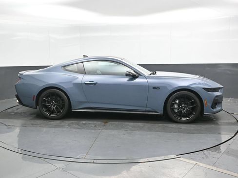 Used 2024 Ford Mustang GT Premium RWD image 3