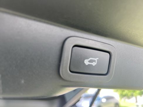 Used 2021 Land Rover Range Rover Sport HSE Silver Edition AWD/4WD image 32